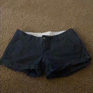 Black mid waist cargo shorts